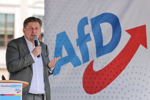 AfD-Politiker Maximilian Krah spricht am 1. Mai in Dresden