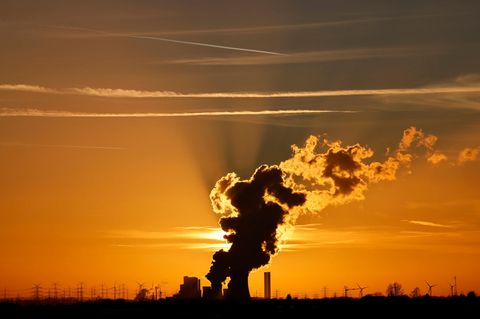 Erdüberlastungstag: Ein Kohlekraftwerk in Brandenburg