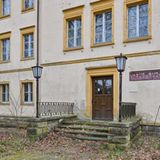 FDJ-Hochschule neben der Goebbels-Villa