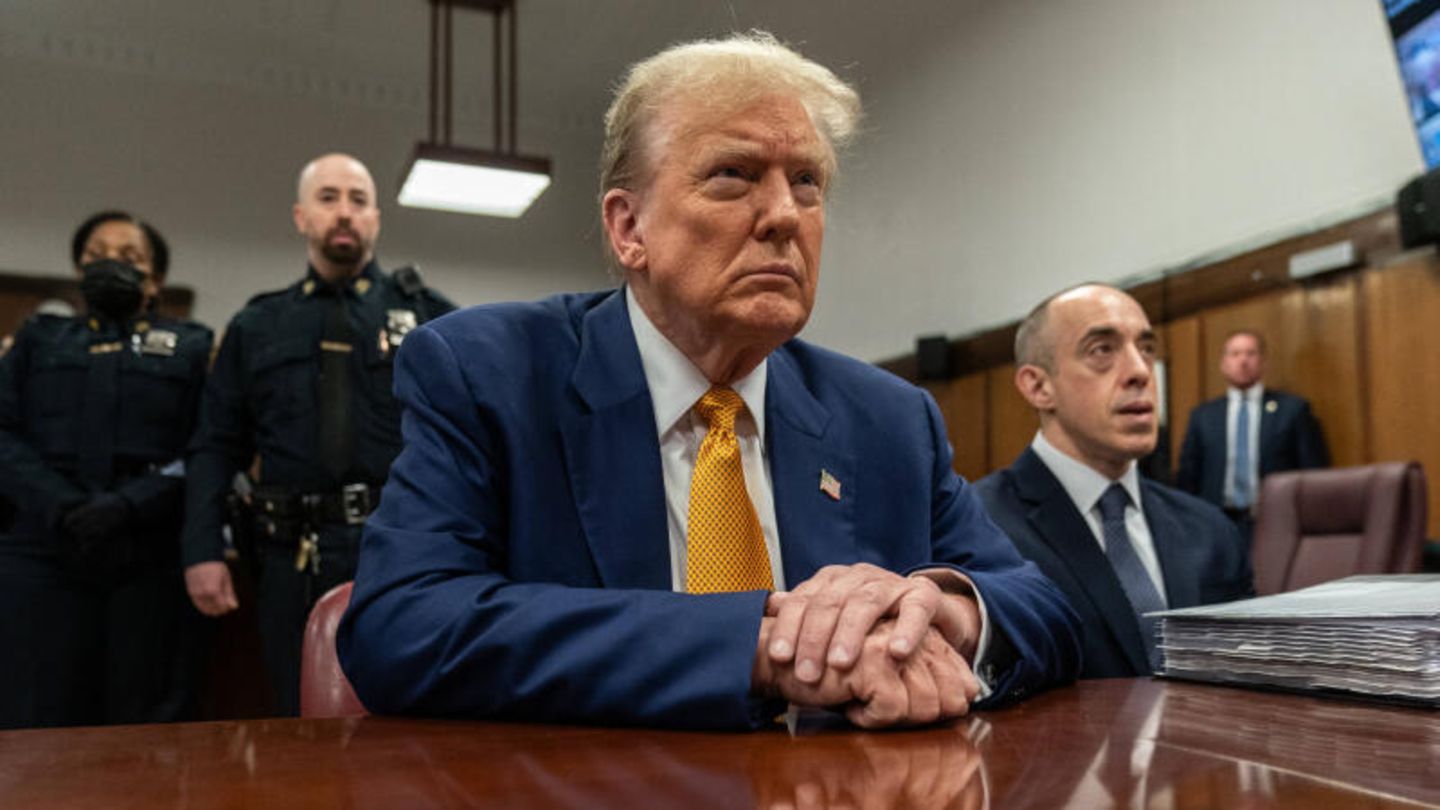 Hush money trial: Is it possible that Donald Trump was blackmailed?