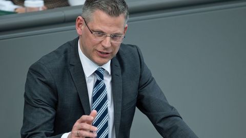 Christoph de Vries (CDU) spricht im Bundestag über Konsequenzen nach der Islamisten-Demo in Hamburg