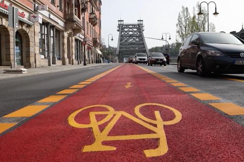 70.000 Euro für einen Radweg, der nur drei Wochen existiert