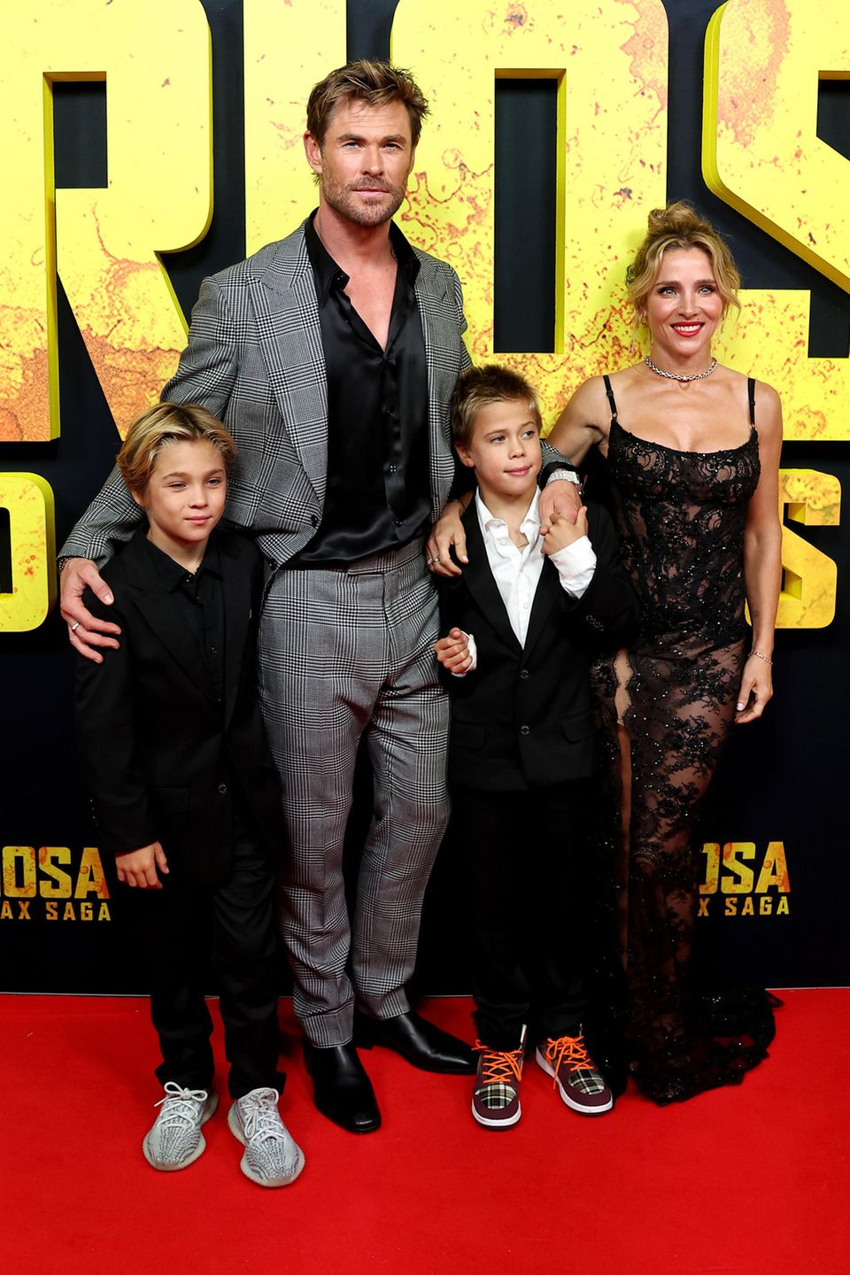 Vip News: Chris Hemsworth und Elsa Pataky besuchen Filmpremiere mit ihren Zwillingen