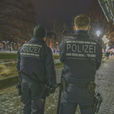 Zu Angriff auf Matthias Ecke: Schutz für eine Wahlkampfveranstaltung der Alternative für Deutschland in Schwäbisch Gmünd 2021