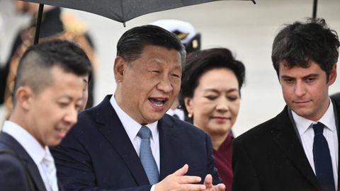 Chinas Präsident Xi Jinping bei seiner Ankunft in Frankreich