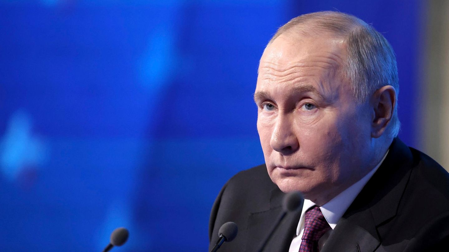 Vladimir Putin: How his power continues to grow with every day of the war