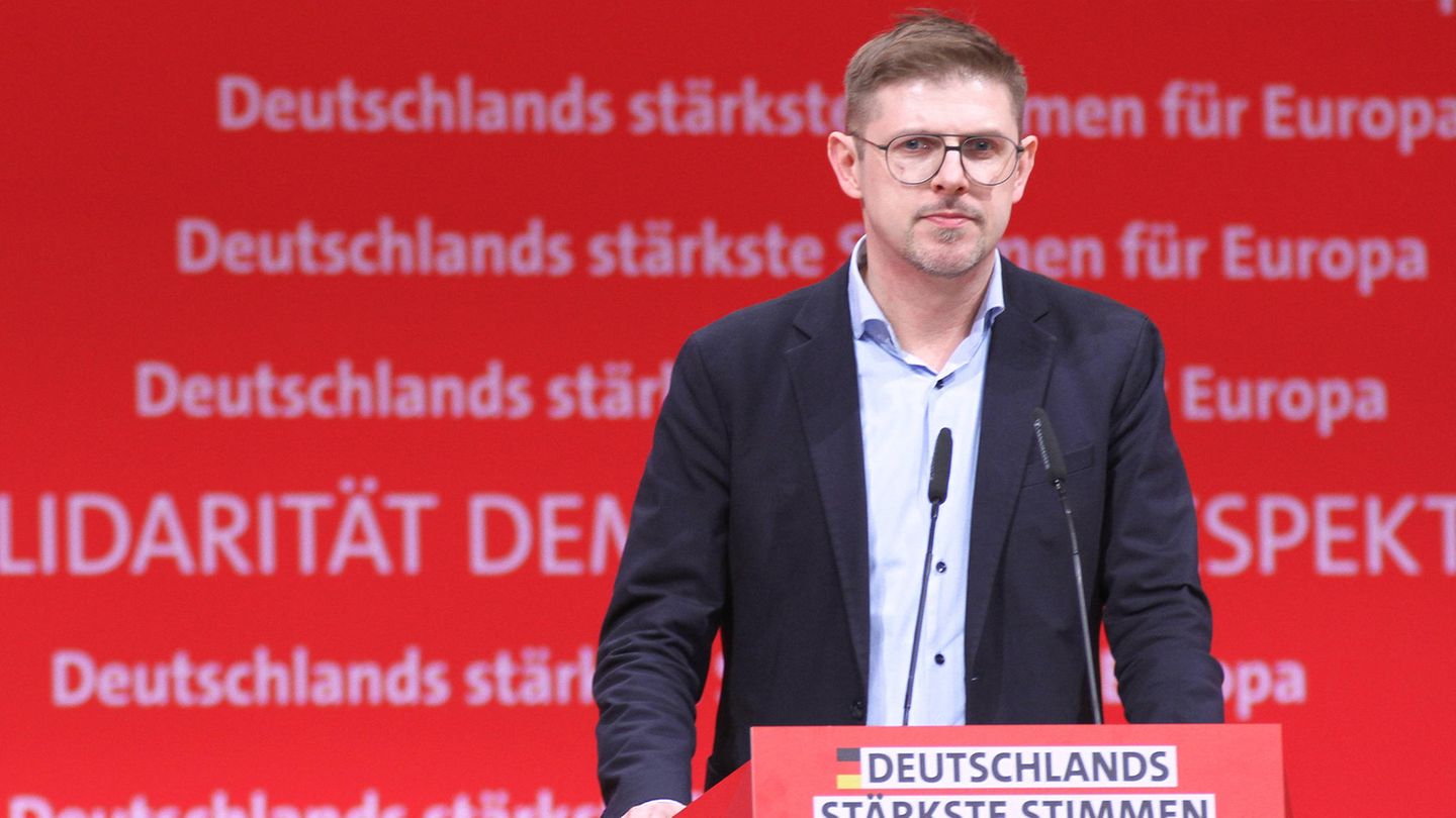 Nach Angriff in Dresden: Knochenbrüche im Gesicht: Matthias Ecke veröffentlicht erstes Selfie