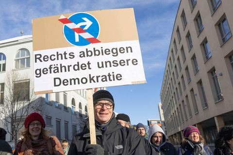 Eine Demonstration gegen rechts in Erfurt.