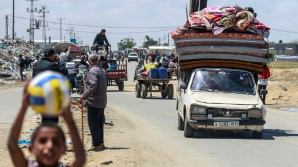 Palästinenser verlassen Rafah im südlichen Gazastreifen