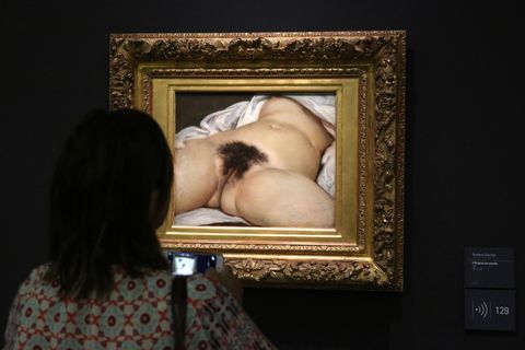 Das Gemälde "Der Ursprung der Welt" von Gustave Courbet hängt in einem Museum