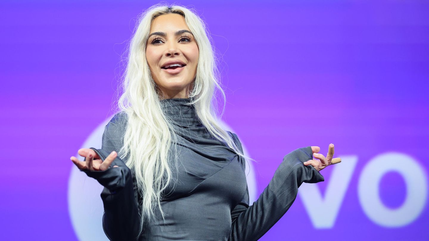 Kim Kardashian Kim Kardashian