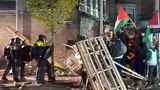 An der Universität Amsterdam eskalieren die Proteste. Hier löst die Polizei ein Lager mitten auf dem Campus auf und nimmt 169 Demonstrierende fest.