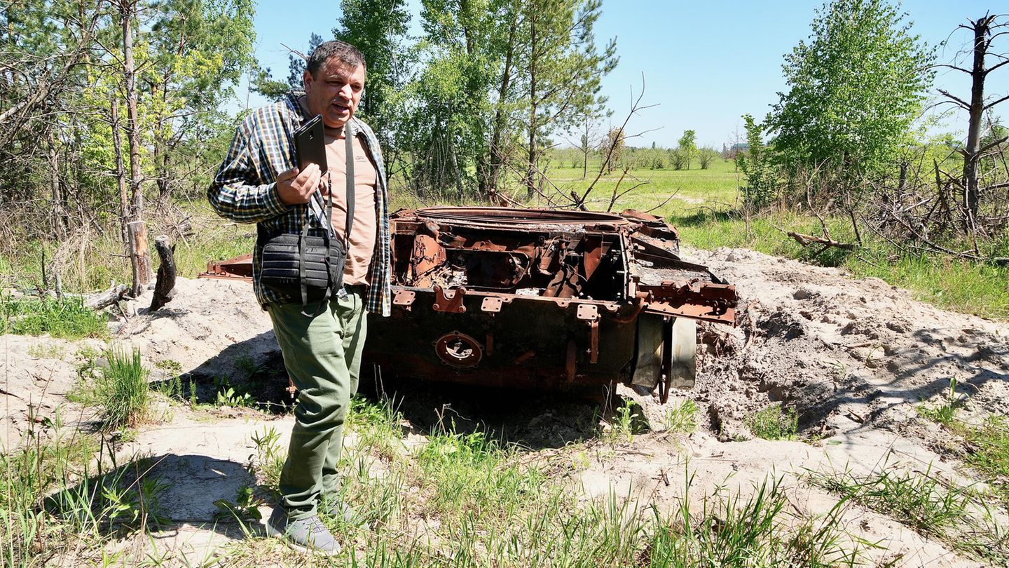 Botanik-Professor Ivan Moysiyenko dokumentiert den Einfluss des Krieges auf die Umwelt in der Ukraine Botanik-Professor Ivan Moysiyenko dokumentiert den Einfluss des Krieges auf die Umwelt in der Ukraine