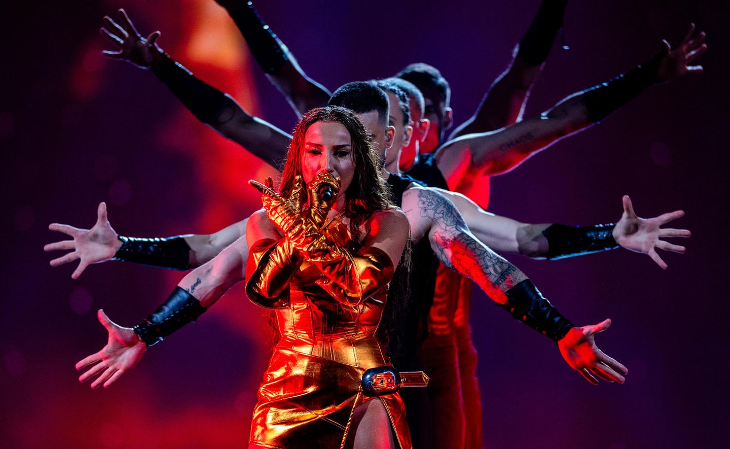 Georgien: Nutsa Buzaladze - "Fire Fighter"