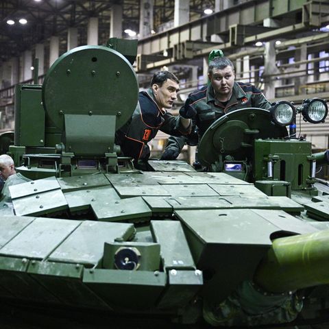 Ohne Chinas Kugellager könnte Putin diese T-90 Panzer kaum vom Band laufen lassen