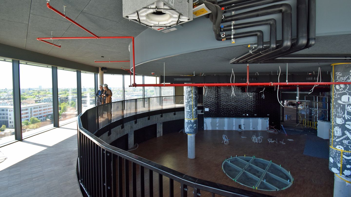 Die neue Bar mit Tanzfläche auf dem Bunker