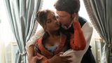 Das Paar aus Staffel zwei hieß "Kanthony" und mit ihnen gibt es ein Wiedersehen: Anthony Bridgerton (Johnathan Bailey) und seine Frau Kate Bridgerton (Simone Ashley) sorgen als frisch verheiratetes Paar für freizügige Momente. Doch eigentlich...