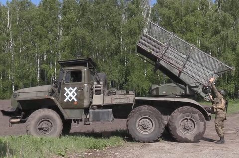 Das Symbol der Militärgruppe Sever: ein X auf einer Raute.
