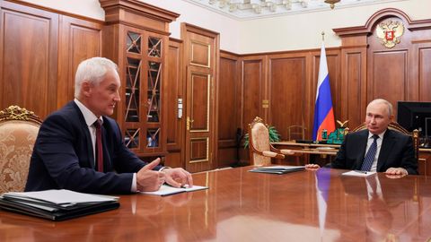Andrej Bjeloussow (l.) und Russlands Präsident Wladimir Putin kennen und schätzen sich seit Jahren