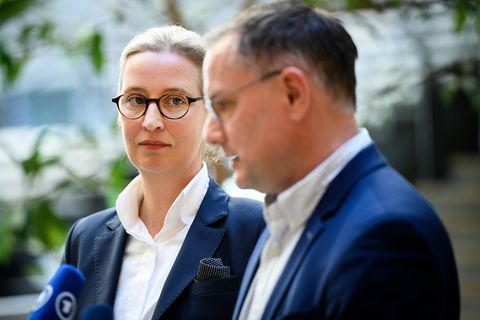 Alice Weidel und Tino Chrupalla äußern sich zum Urteil zur Einstufung der AfD als rechtsextremistischer Verdachtsfall