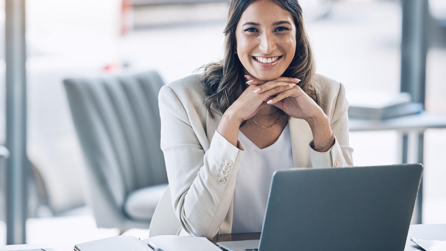 Ranking 2024: Auf der Suche nach der richtigen Anwältin oder dem richtigen Anwalt? Wir haben die besten Kanzleien für Sie zusammengestellt. Auf der Suche nach der richtigen Anwältin oder dem richtigen Anwalt? Wir haben die besten Kanzleien für Sie zusammengestellt.