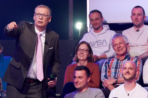 "Wer wird Millionär?": Günther Jauch sucht im Publikum den Gast, der falsch geantwortet hat