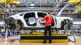 Montage des Porsche Panamera in Leipzig
