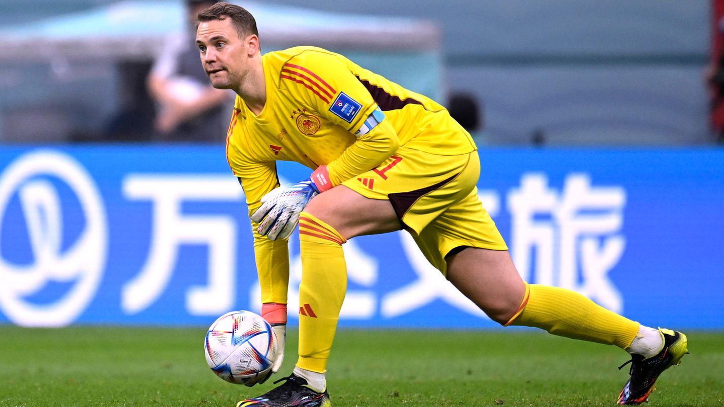 Manuel Neuer Musste vor Anpfiff sein Undershirt wegen unzulässiger Farbwahl wechseln, was wahrscheinlich die anstrengendste Bewegung für den Keeper an diesem Abend war. Während des Auftaktspiels dachte Neuer wahrscheinlich an die Zeit unter Pep Guardiola bei den Bayern zurück, als er ähnlich wenig zu tun hatte. Beim Gegentor flog er vergebens durch die Gegend, musste aber dennoch nicht duschen.