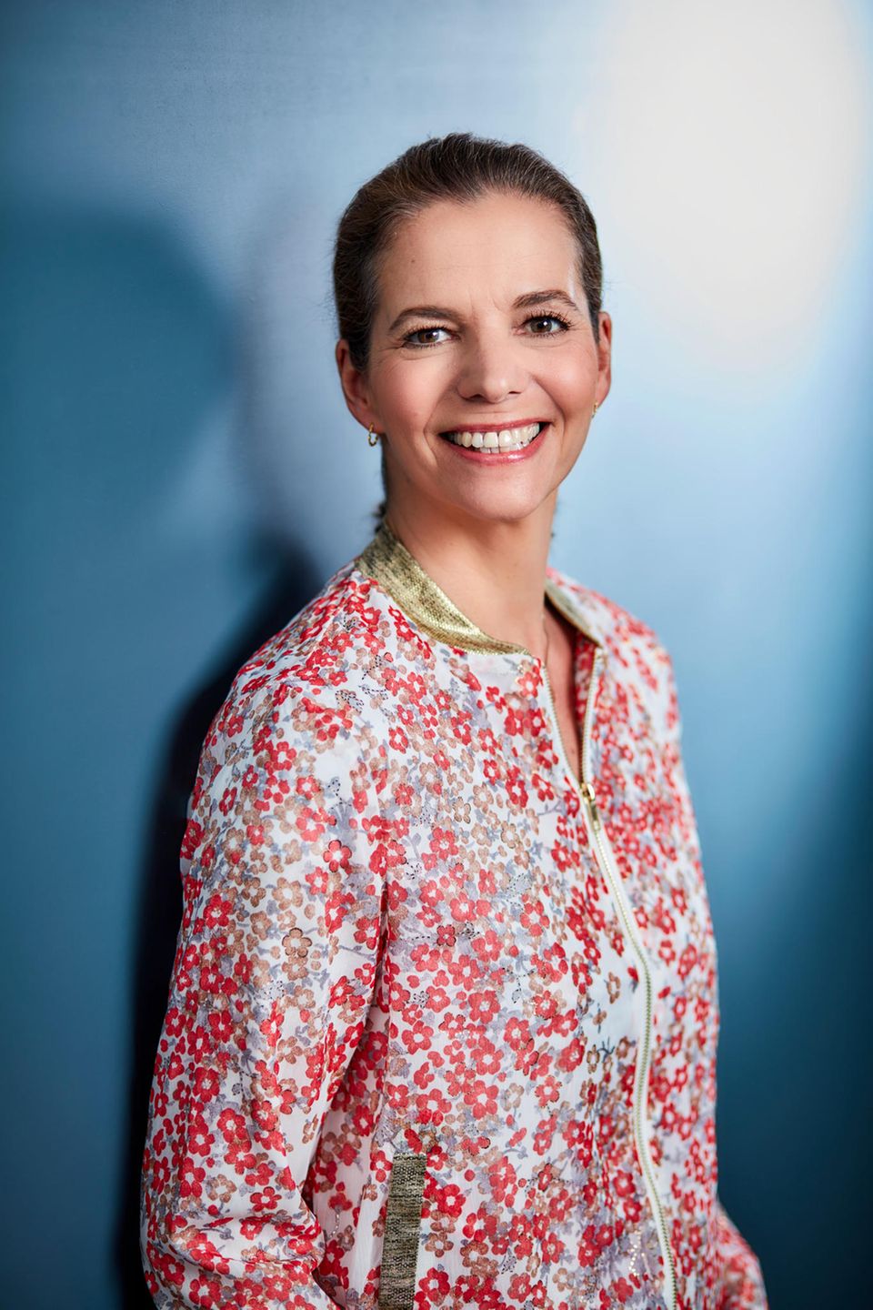 Neues Magazin "Veggie": Arabelle Stieg ist Redaktionsleiterin von "Essen & Trinken" und isst in ihrem Alltag auch am liebsten vegetarisch Arabelle Stieg ist Redaktionsleiterin von "Essen & Trinken" und isst in ihrem Alltag auch am liebsten vegetarisch