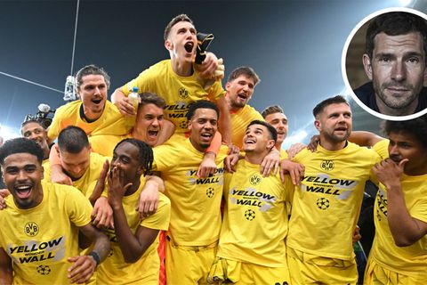 Die Spieler von Borussia Dortmund jubeln nach dem Einzug ins Champions-League-Finale