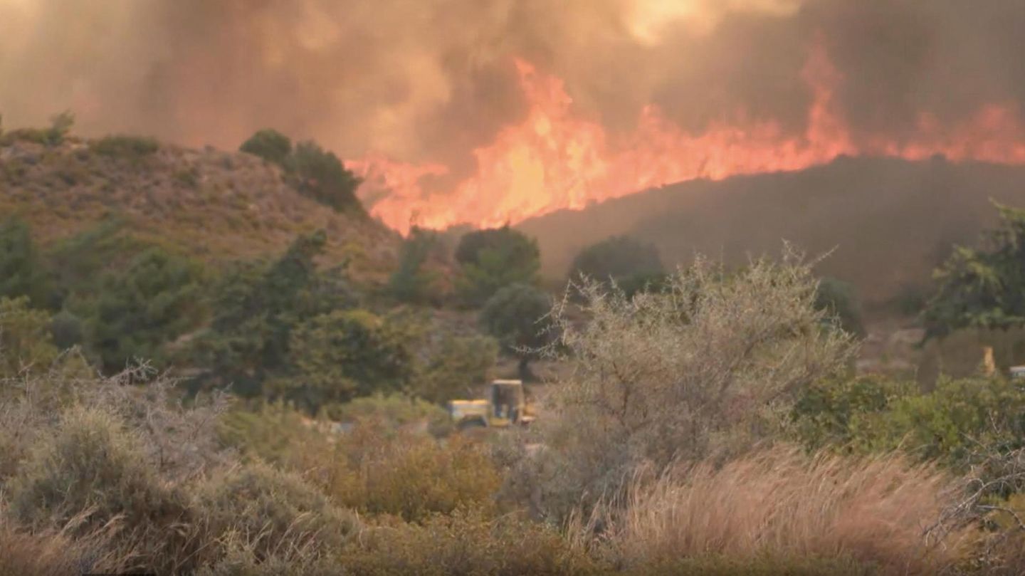 Waldbrände in Griechenland: Wie auch deutsche Feuerwehrkräfte helfen, dieses Jahr das Schlimmste zu verhindern