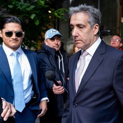 Michael Cohen, ehemaliger Anwalt von Donald Trump, verlässt sein Wohnhaus und macht sich auf den Weg zum Strafgericht in Manhattan