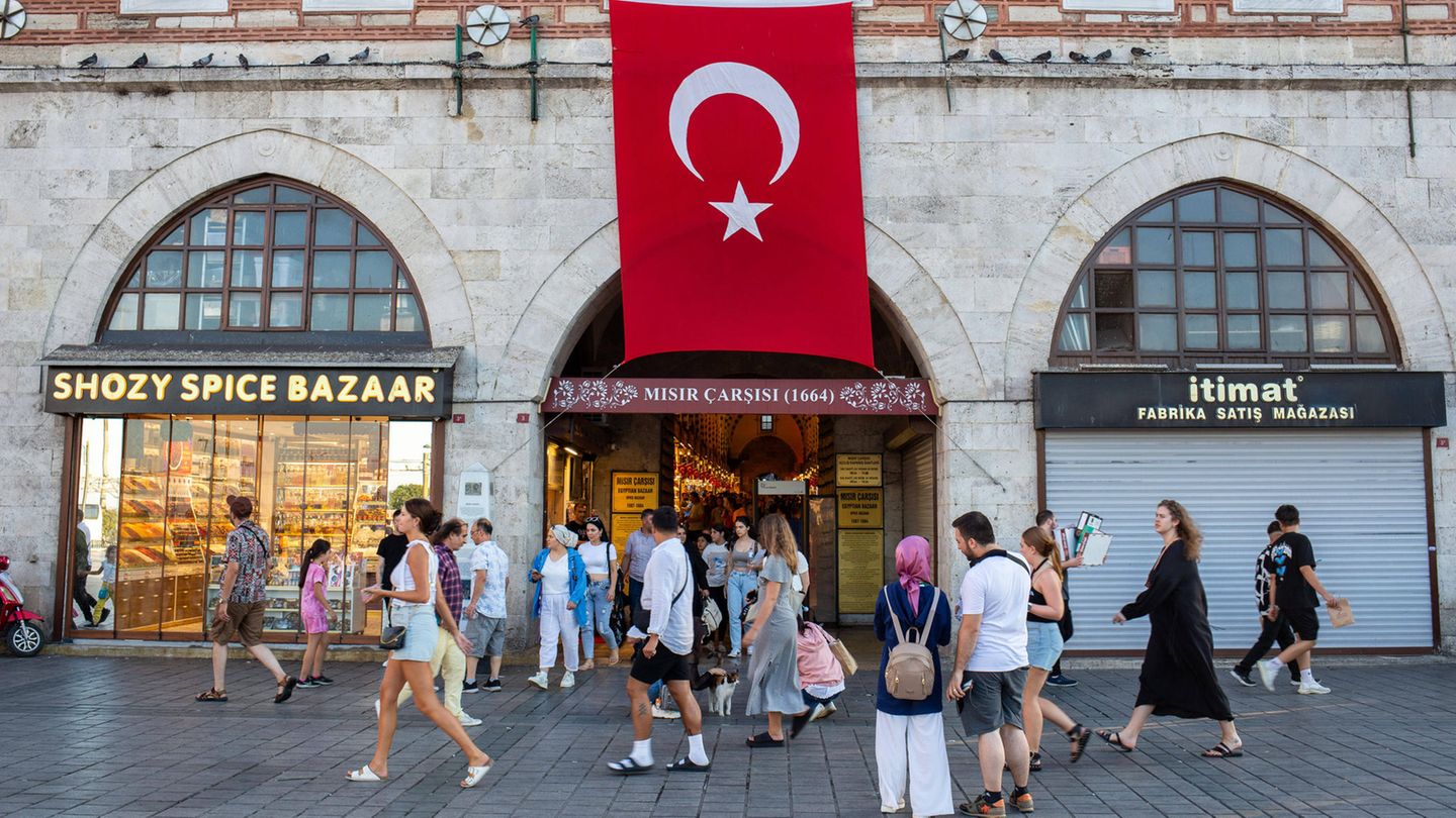 Geldabheben Türkei Geldautomat