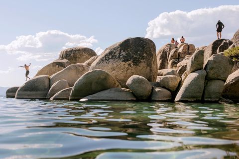 Steine bei Sand Harbor am Lake Tahoe