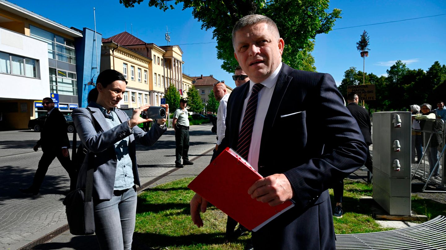Robert Fico was shot: who is the Slovakian head of government?