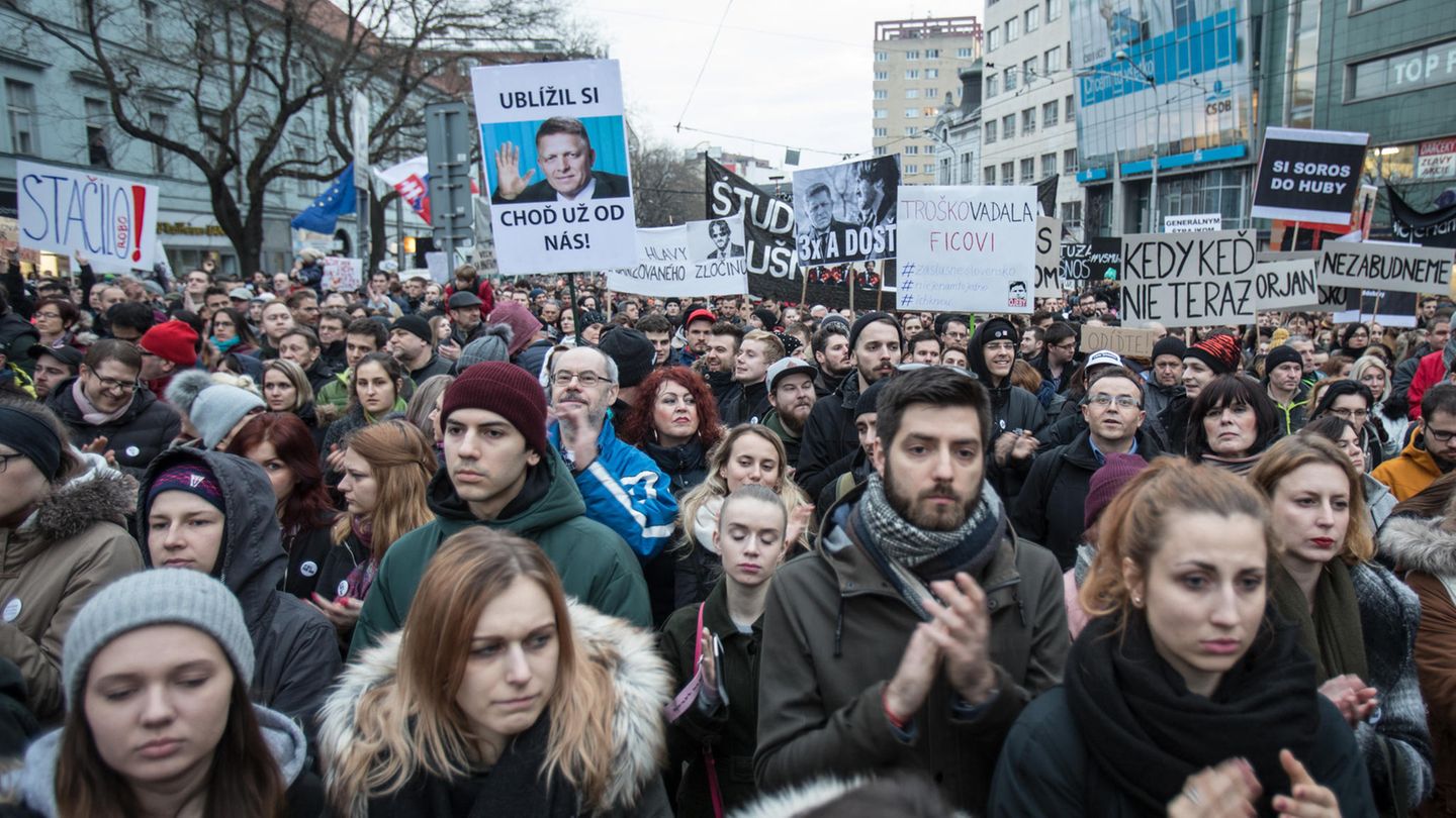 Morde lösten eine große Protestwelle gegen die Regierung aus
