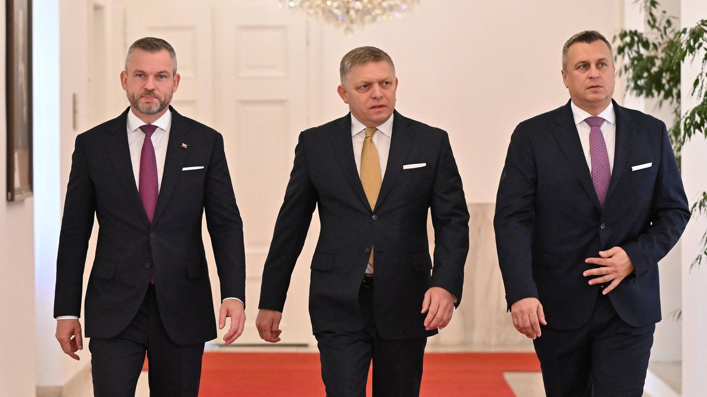 Robert Fico mit Peter Pellegrini und Andrej Danko