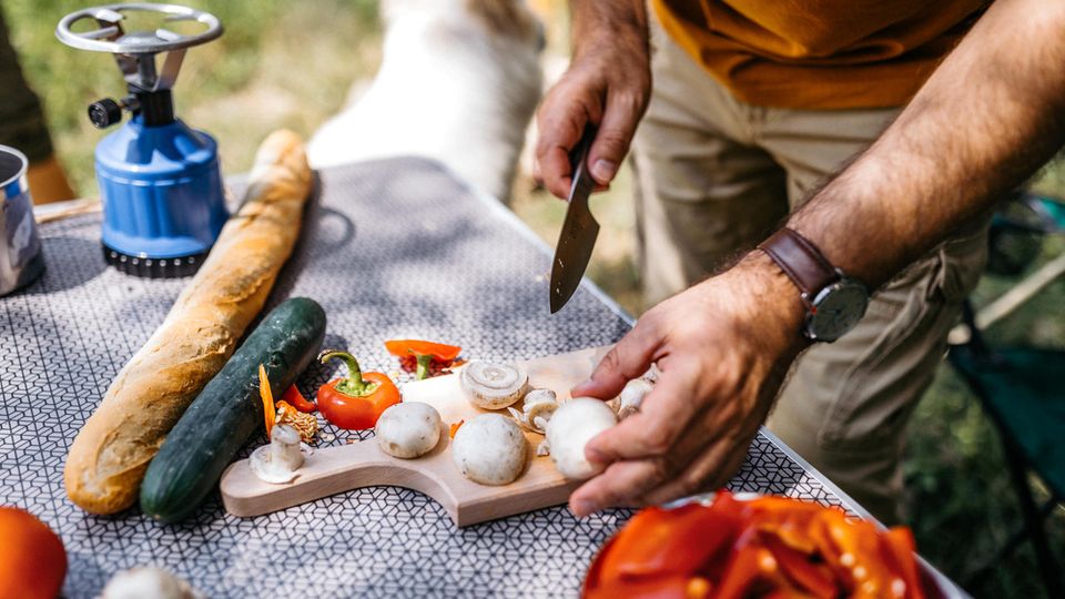 Camping-Hacks: Fünf Tipps & Tricks rund ums Essen und Kochen
