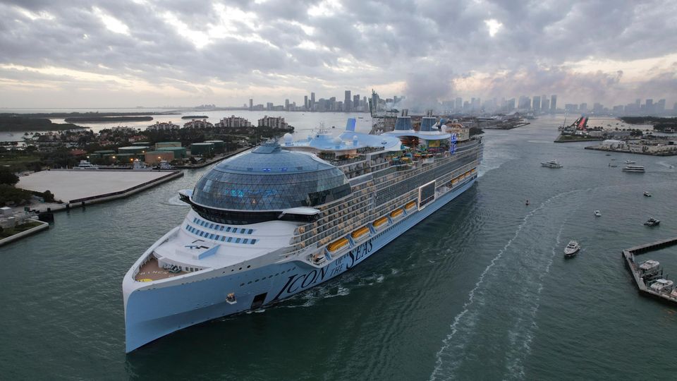 Die größten Kreuzfahrt-Mythen: Das steckt dahinter Ein Foto eines Kreuzfahrtschiffes