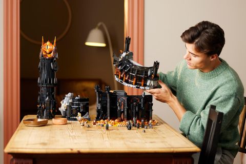 Lego Herr der Ringe: Die Festung Barad-dûr entsteht aus knapp 5500 Teilen
