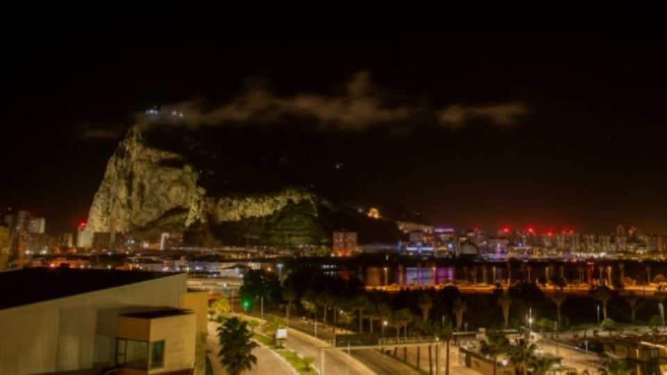 Blick auf Gibraltar und seinen Felsen