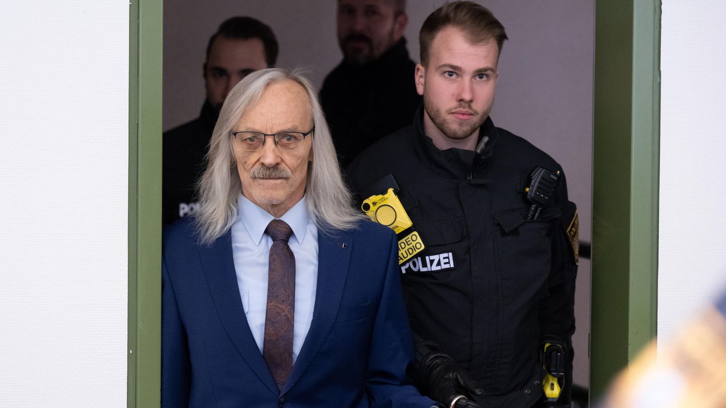 Terror suspect Maximilian Eder gives interview in custody: “Reuß used as a financier”