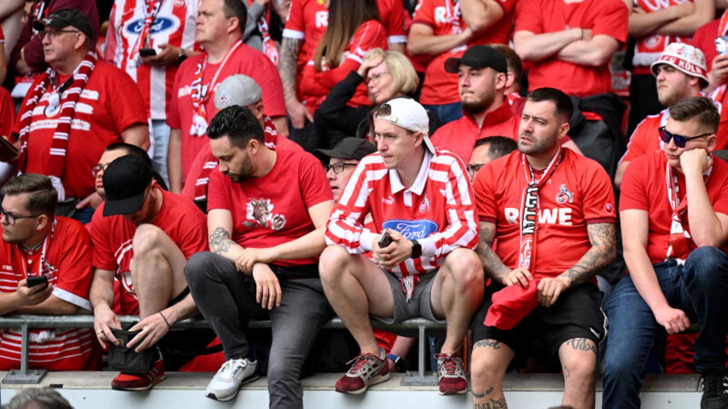 K.o. für den FC Viel zu feiern gab es für den 1. FC Köln in dieser Saison ohnehin nicht. Doch nach dem letzten Spiel in Heidenheim herrschte rot-weiße Katerstimmung. Mit einer klaren 1:4-Niederlage verabschiedeten sich die Geißböcke in die 2. Bundesliga. Der siebte Abstieg der Vereinsgeschichte.