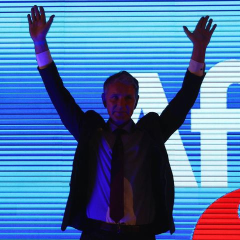 AfD-Landeschef Björn Höcke lässt sich auf einem Landesparteitag in Thüringen im Mai 2024 feiern.
