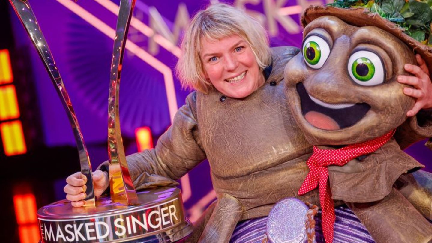 Die Komikerin Mirja Boes gewinnt als Figur "Der Floh" das Finale der ProSieben-Show "The Masked Singer"