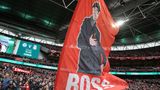 Für die Anhänger in Liverpool ist Klopp einfach nur der "Boss". Klopp verstand es sehr früh, welche Bedeutung die Fans beim Verein haben – etwas, was er auch sehr schnell schon bei seinem Vorgängerverein Borussia Dortmund verstand. Auch seiner persönlichen Nähe zu den Anhängern des Vereins ist die Liverpooler Erfolgsstory zu verdanken.