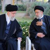 Ayatollah ALI KHAMENEI und EBRAHIM RAISI