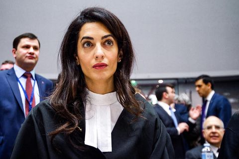 Amal Clooney bei Gericht
