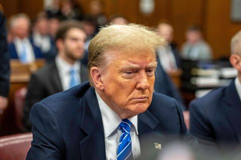 Donald Trump vor Gericht im Prozesssaal