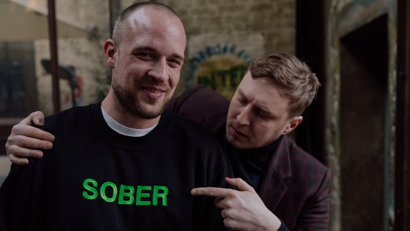 Podcaster und ehemalige Kokain-Süchtige: John Cook und Hagen Decker